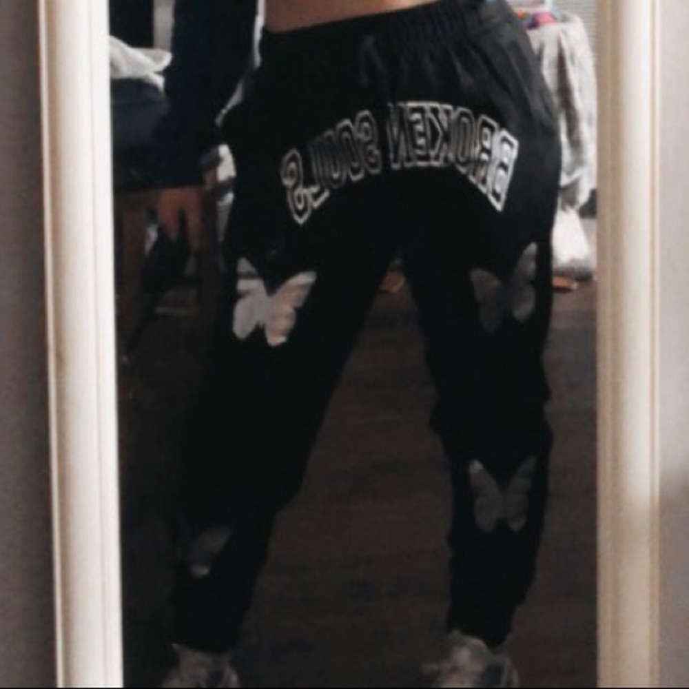 Butterfly black Yours Truly joggers